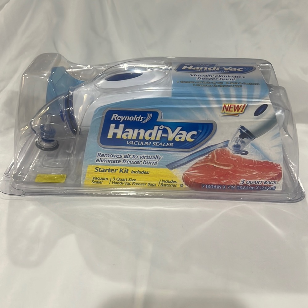 Reynolds’s Handi-Vac Vacum Sealer starter Kit Brand‎ New